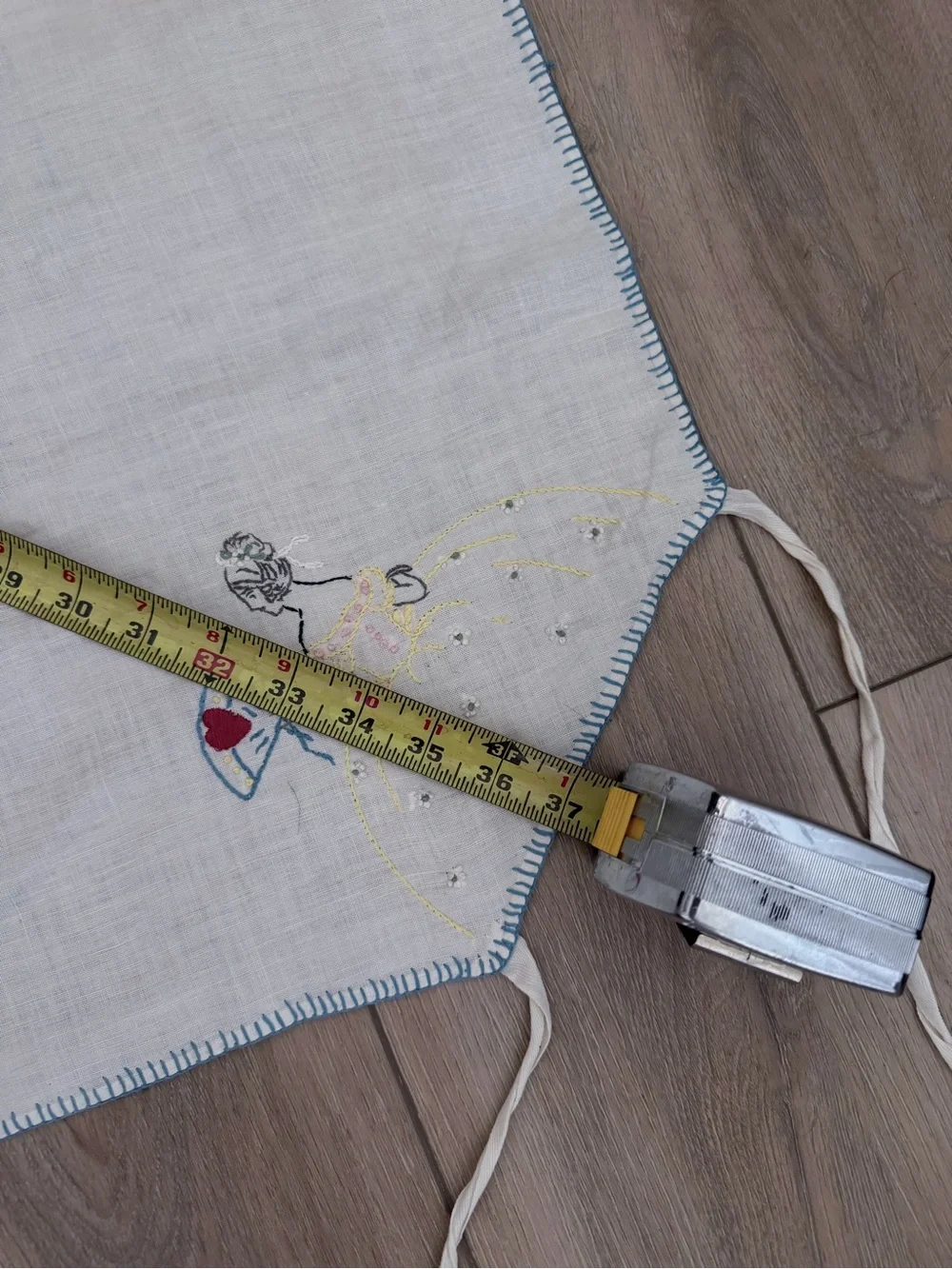 Vintage Hand Embroidered Southern Belle Linen Table Topper